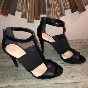 Calvin Klein Shayan Black Sandal, Sz8